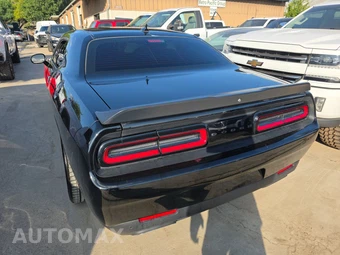 2023 Dodge Challenger R/T - miniatura 6