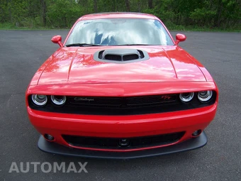 2023 Dodge Challenger R/T - miniatura 5