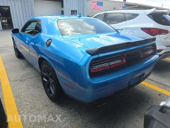 2023 Dodge Challenger R/T – miniatura 2