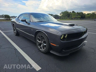 2023 Dodge Challenger R/T – miniatura 4