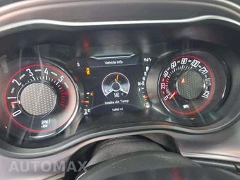 2023 Dodge Challenger R/T – miniatura 9