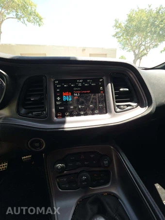2023 Dodge Challenger R/T – miniatura 10