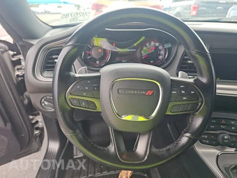 2023 Dodge Challenger R/T - miniatura 10
