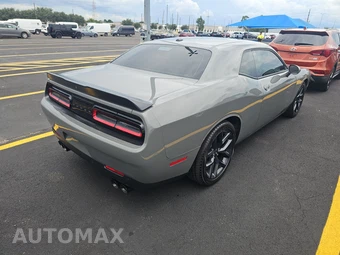 2023 Dodge Challenger R/T - miniatura 4