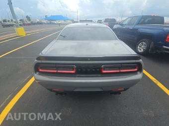 2023 Dodge Challenger R/T - miniatura 5