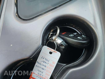 2023 Dodge Challenger R/T – miniatura 8