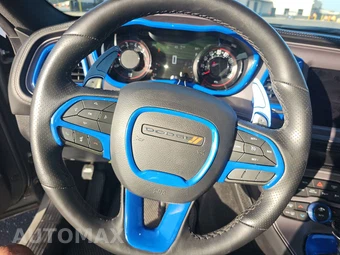2023 Dodge Challenger R/T - miniatura 10