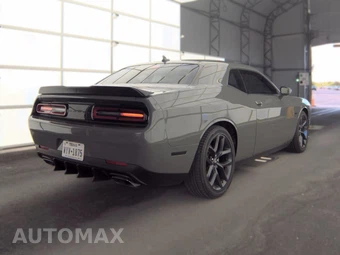 2023 Dodge Challenger R/T - miniatura 4