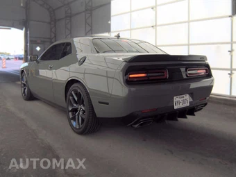 2023 Dodge Challenger R/T - miniatura 6