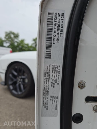 2023 Dodge Challenger R/T – miniatura 14