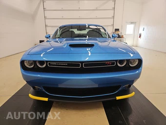2023 Dodge Challenger R/T – miniatura 2