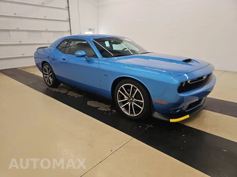 2023 Dodge Challenger R/T – miniatura 3
