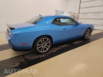 2023 Dodge Challenger R/T – miniatura 4