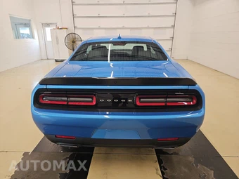 2023 Dodge Challenger R/T – miniatura 5