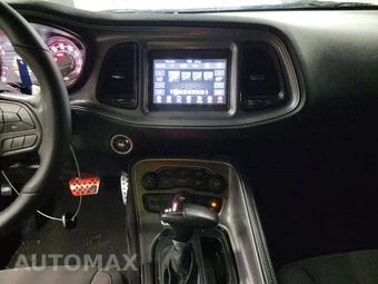 2023 Dodge Challenger R/T – miniatura 11