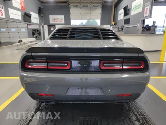 2023 Dodge Challenger R/T – miniatura 5