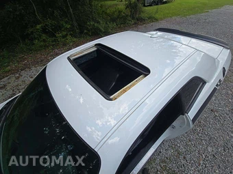 2023 Dodge Challenger R/T - miniatura 9