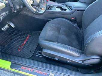 2023 Dodge Challenger R/T Scat Pack - miniatura 17
