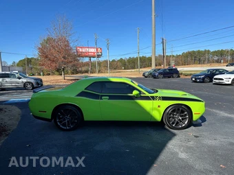 2023 Dodge Challenger R/T Scat Pack - miniatura 4