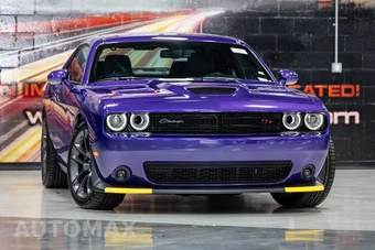 2023 Dodge Challenger R/T Scat Pack - miniatura 2