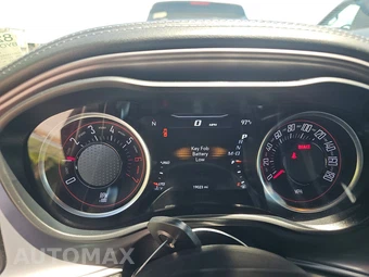 2023 Dodge Challenger R/T Scat Pack – miniatura 12
