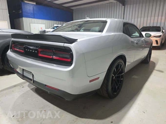 2023 Dodge Challenger R/T Scat Pack – miniatura 3