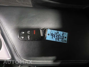 2023 Dodge Challenger R/T Scat Pack – miniatura 8