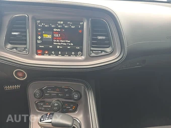 2023 Dodge Challenger SRT Hellcat Jailbreak – miniatura 11