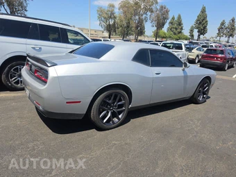 2023 Dodge Challenger SXT – miniatura 4