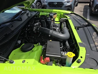 2023 Dodge Challenger SXT - miniatura 18