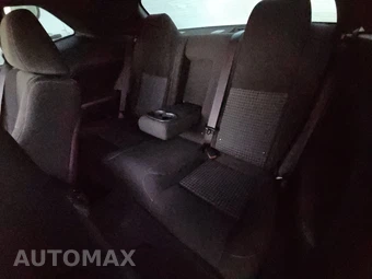 2023 Dodge Challenger SXT – miniatura 13