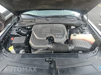 2023 Dodge Challenger SXT – miniatura 15