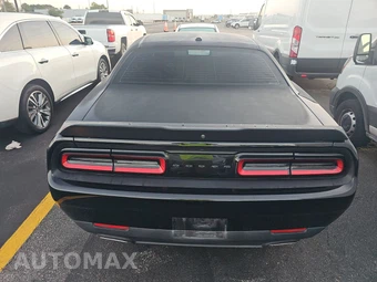 2023 Dodge Challenger SXT – miniatura 5