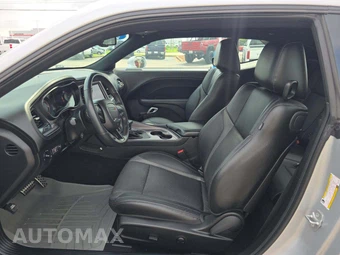 2023 Dodge Challenger SXT – miniatura 3