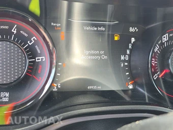 2023 Dodge Challenger SXT - miniatura 12