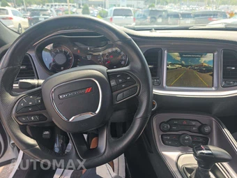2023 Dodge Challenger SXT - miniatura 10