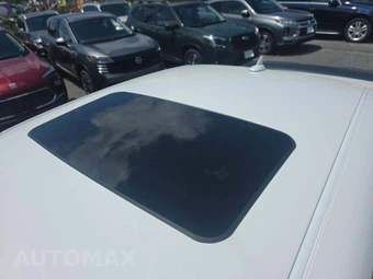 2023 Dodge Challenger SXT - miniatura 12
