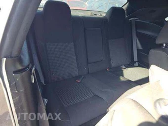 2023 Dodge Challenger SXT - miniatura 16