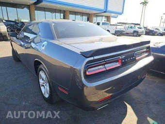 2023 Dodge Challenger SXT - miniatura 2