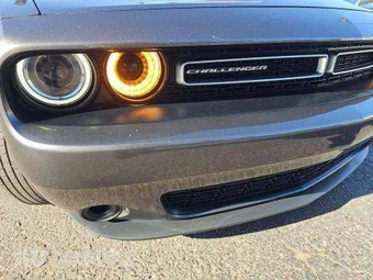 2023 Dodge Challenger SXT - miniatura 24