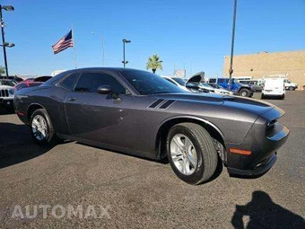 2023 Dodge Challenger SXT - miniatura 4