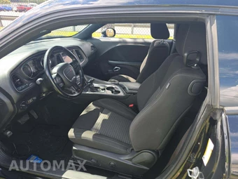 2023 Dodge Challenger SXT - miniatura 4