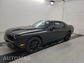 2023 Dodge Challenger SXT - miniatura 1