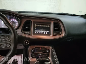 2023 Dodge Challenger SXT - miniatura 11