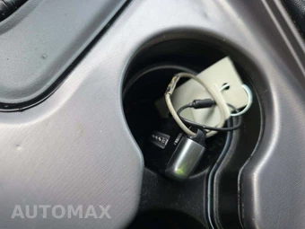 2023 Dodge Challenger SXT – miniatura 8