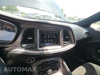 2023 Dodge Challenger SXT - miniatura 11