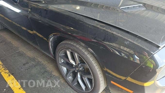 2023 Dodge Challenger SXT - miniatura 29