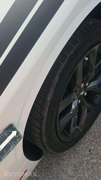 2023 Dodge Challenger SXT – miniatura 20