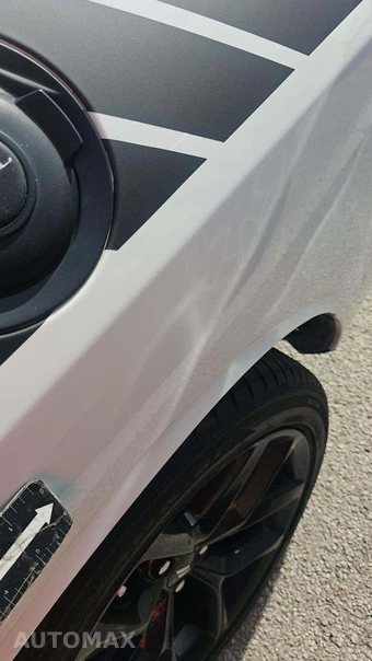 2023 Dodge Challenger SXT – miniatura 23