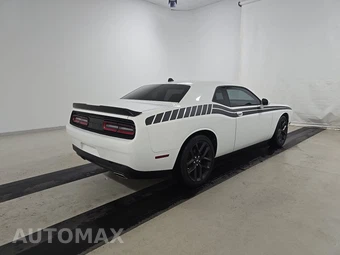 2023 Dodge Challenger SXT – miniatura 4